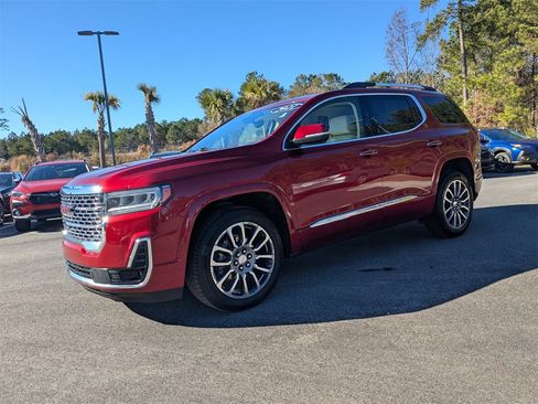 Used 2021 GMC Acadia Denali w/ Denali Technology Package image 8