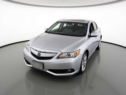 Used 2013 Acura ILX w/ Premium Package