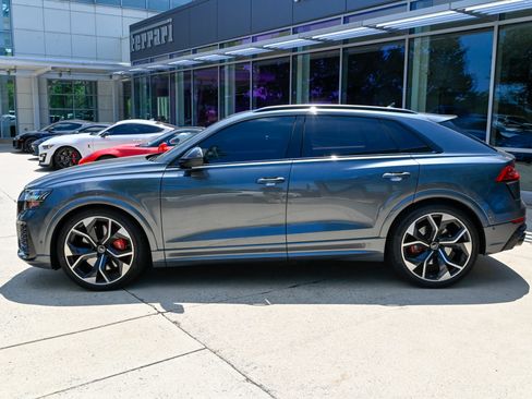 Used 2024 Audi RS Q8 AWD/4WD image 8