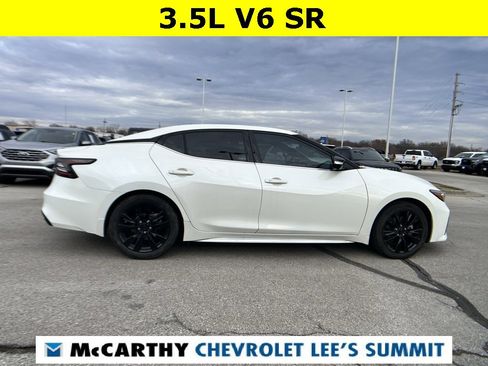 Used 2023 Nissan Maxima SR w/ Sport Mat Group image 13