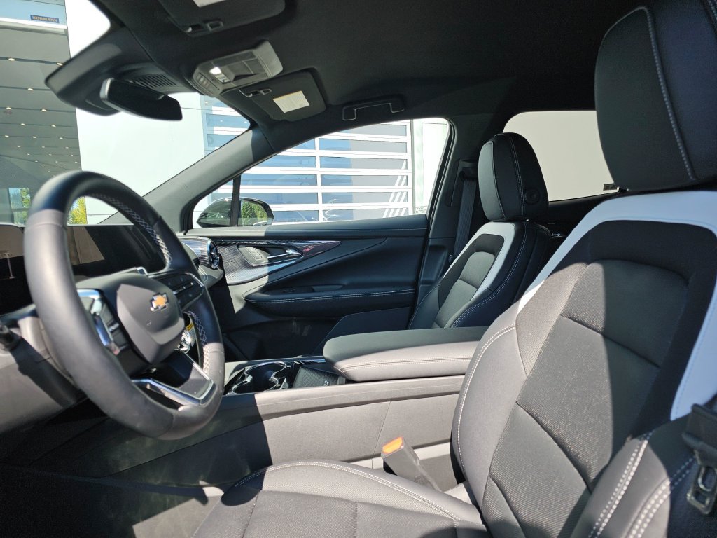 New 2026 Chevrolet Blazer EV LT AWD/4WD image 24