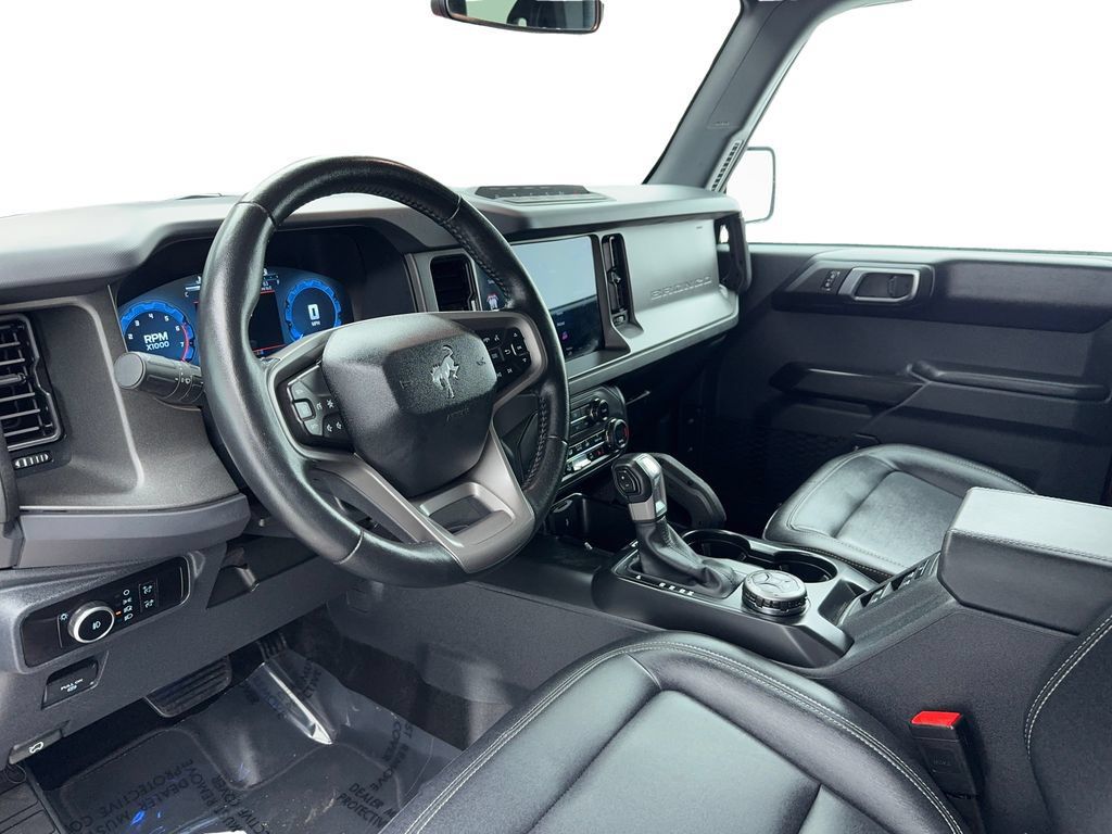 Used 2025 Ford Bronco Badlands AWD/4WD image 17