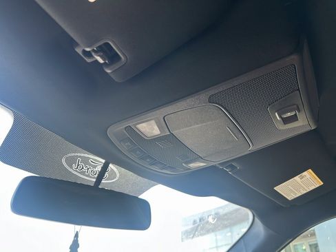 Used 2015 Ford F150 XLT w/ Equipment Group 302A Luxury image 19