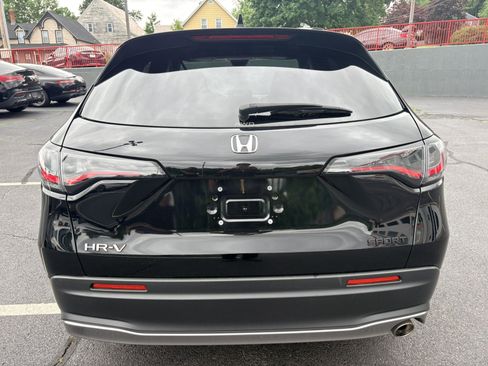 Used 2023 Honda HR-V Sport image 5