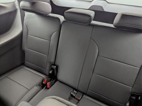 New 2026 Chevrolet Traverse LT w/ Driver Confidence Package image 23