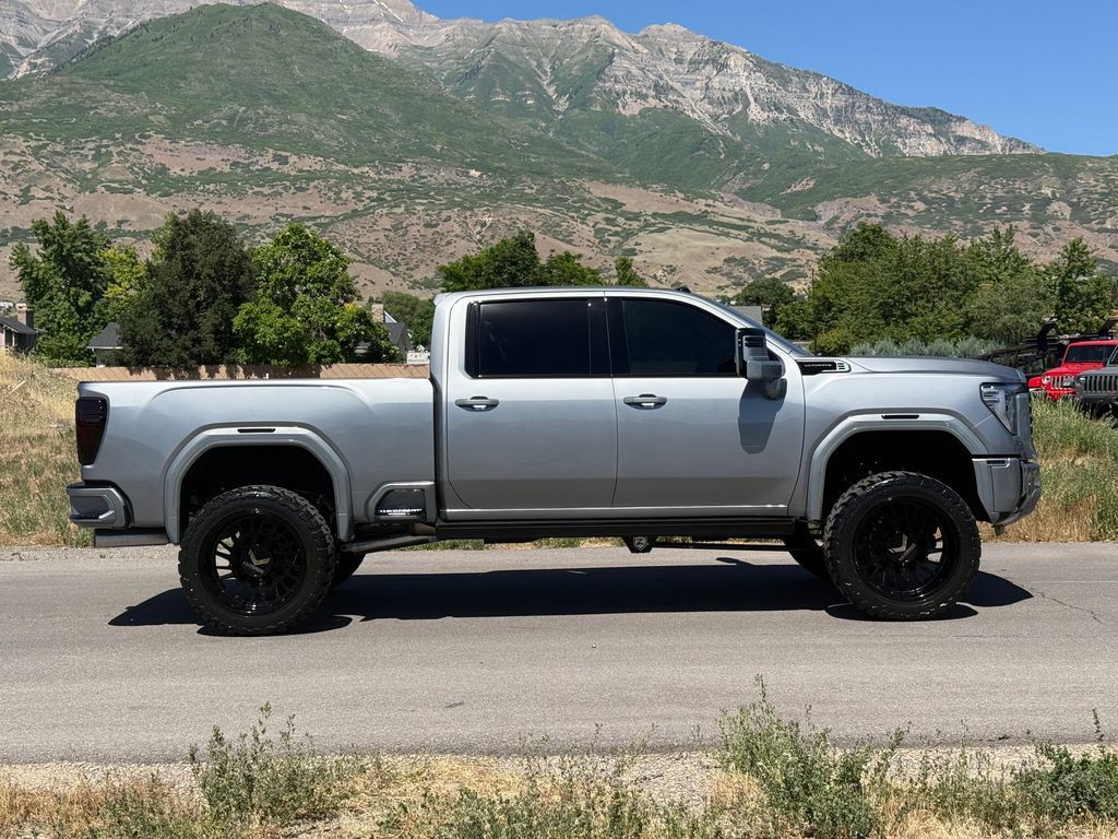 Used 2026 GMC Sierra 3500 Denali Ultimate AWD/4WD image 8