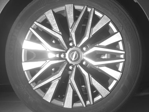 Used 2025 Nissan Altima 2.5 SV image 13