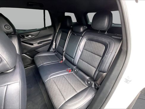 Used 2025 Chevrolet Equinox LT w/ Convenience Package II FWD image 25
