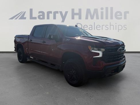 Used 2023 Chevrolet Silverado 1500 LT Trail Boss w/ LT Trail Boss Premium Package AWD/4WD image 7