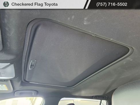 Used 2022 Toyota RAV4 XSE w/ Weather Package image 9