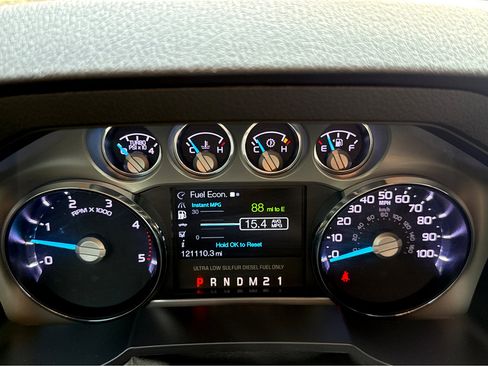 Used 2016 Ford F250 Platinum image 5