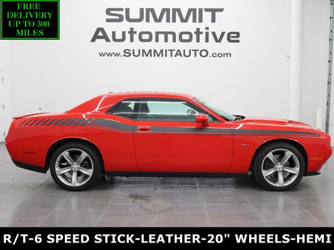 Used 2015 Dodge Challenger R/T w/ Quick Order Package 22B R/T RWD image 1