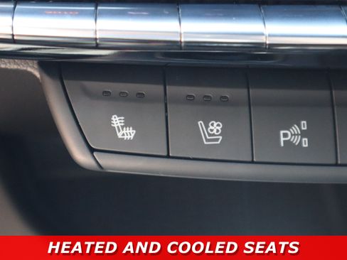 Used 2025 Cadillac CT5 Premium Luxury RWD image 23