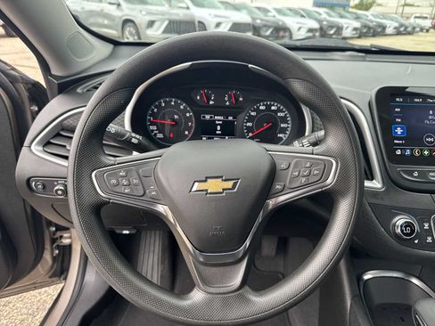 Certified 2024 Chevrolet Malibu LT FWD image 9