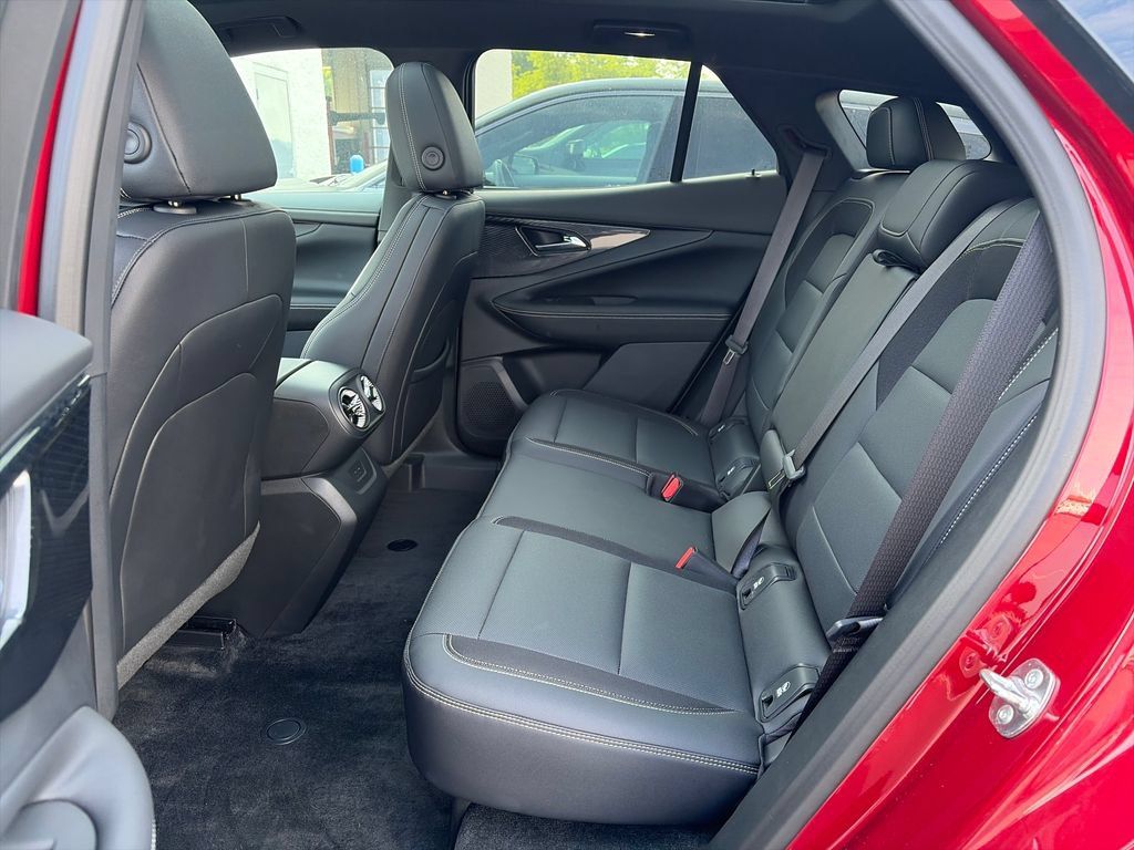 New 2025 Chevrolet Blazer EV LT AWD/4WD image 25