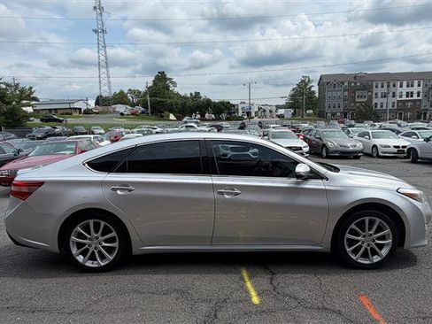 Used 2014 Toyota Avalon XLE Touring FWD image 13