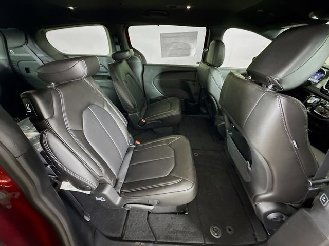 New 2026 Chrysler Pacifica Select w/ S Appearance Package FWD image 25