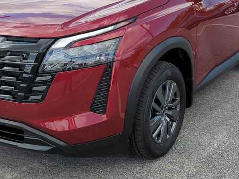 New 2026 Nissan Pathfinder SV FWD image 10