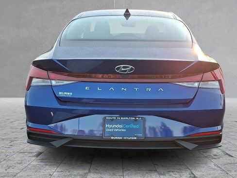 Certified 2023 Hyundai Elantra SEL image 9
