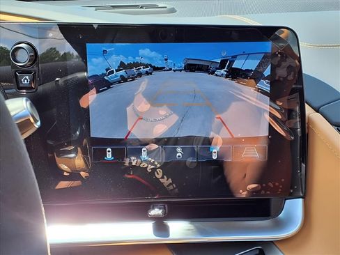 Used 2025 Chevrolet Corvette Stingray Premium Cpe w/ Z51 Performance Package RWD image 11