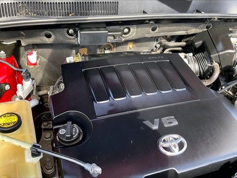 Used 2011 Toyota RAV4 Limited w/ Limited Extra Value Pkg FWD image 30