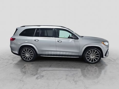 New 2026 Mercedes-Benz GLS 450 4MATIC image 4