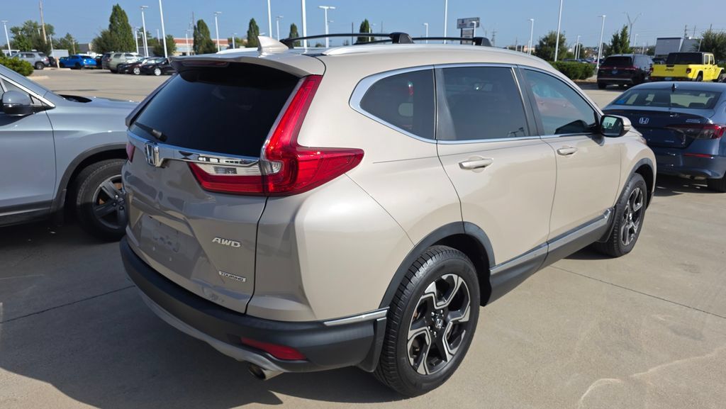 Used 2017 Honda CR-V Touring image 5