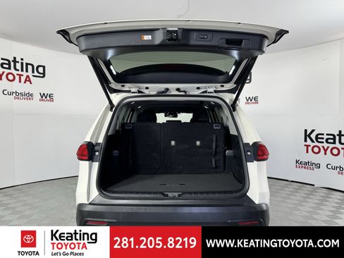 Certified 2024 Toyota Grand Highlander XLE image 19