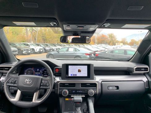 Used 2025 Toyota 4Runner TRD Off-Road image 33