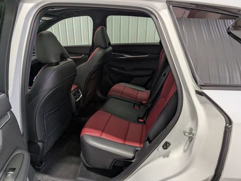 Used 2023 INFINITI QX50 Sport AWD/4WD image 10