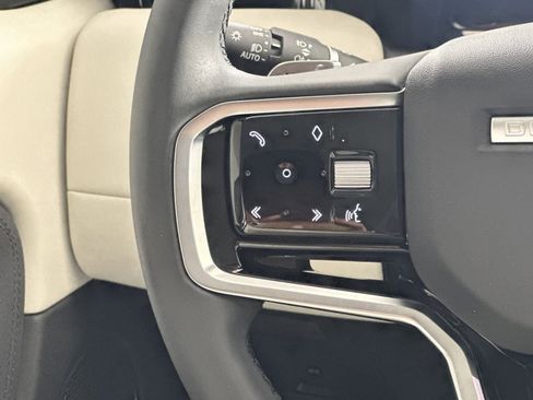 Used 2024 Land Rover Discovery Sport S image 15
