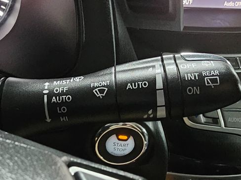 Used 2018 INFINITI QX60 Luxe w/ Premium Plus Package image 36