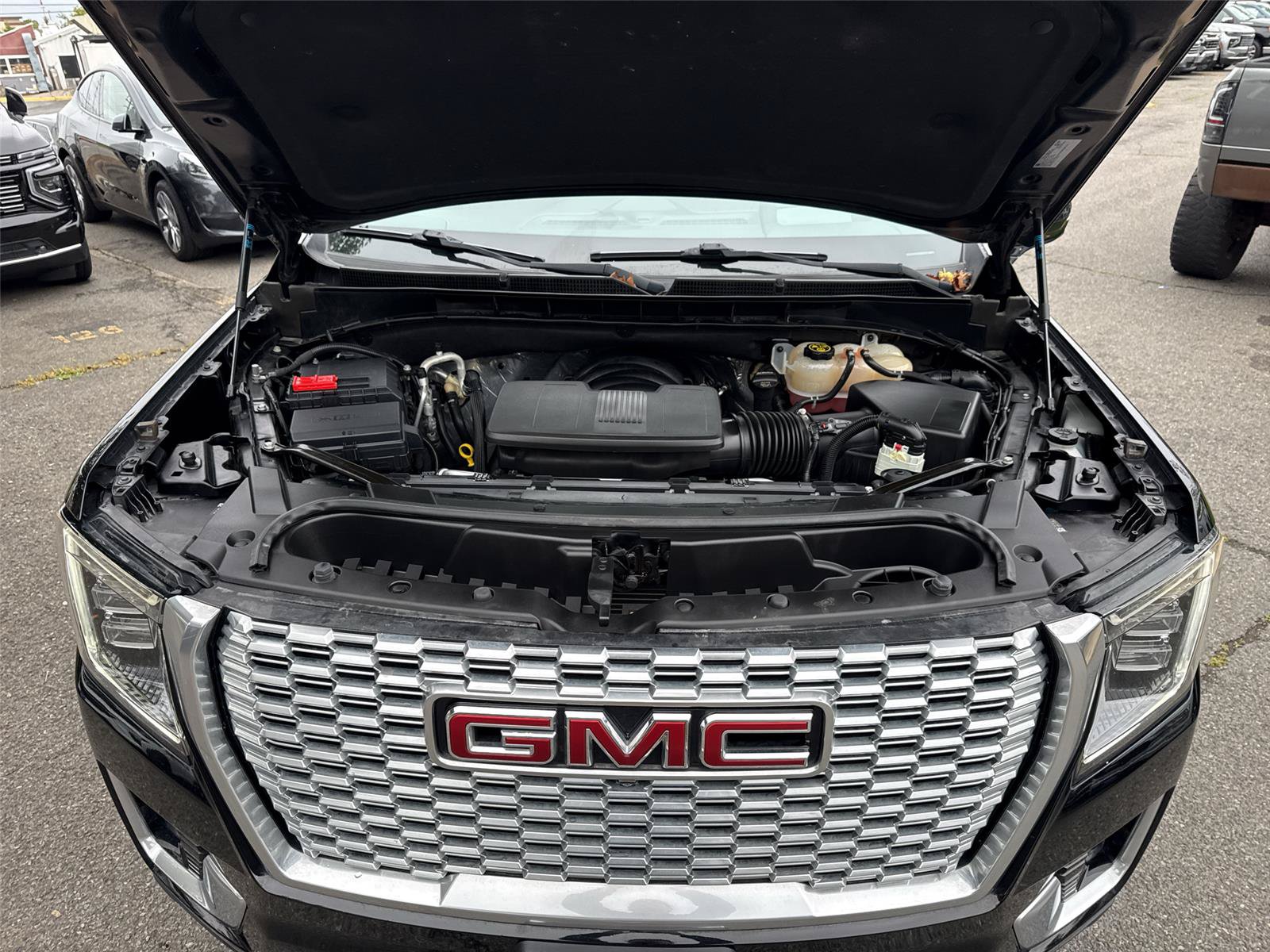 Certified 2023 GMC Yukon Denali AWD/4WD image 31