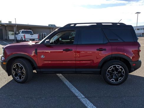 Certified 2026 Ford Bronco Sport Outer Banks AWD/4WD image 7