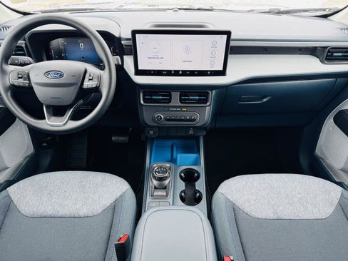 New 2026 Ford Maverick XLT image 21