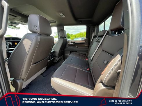 Certified 2025 GMC Sierra 1500 Denali AWD/4WD image 11