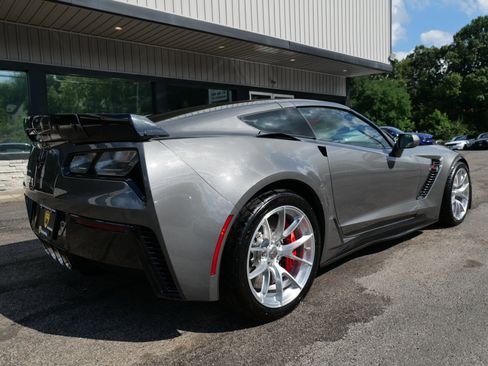 Used 2015 Chevrolet Corvette Z06 w/ Z07 Performance Package image 92