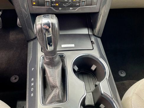 Used 2018 Ford Explorer XLT w/ Equipment Group 201A image 20