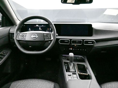 New 2026 Nissan Sentra SV w/ Floor Mat Package FWD image 15