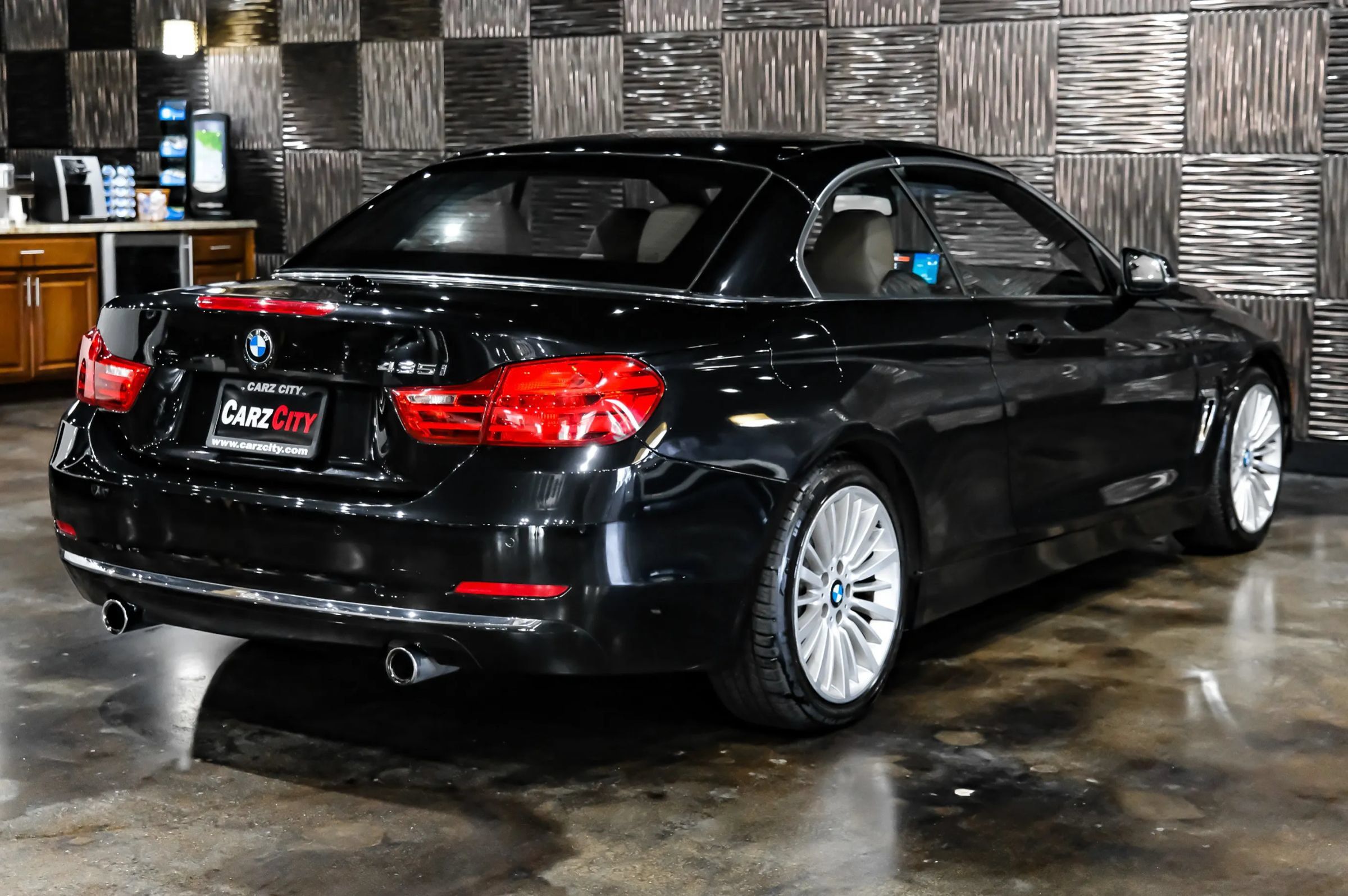 Used 2016 BMW 435i Convertible RWD image 11
