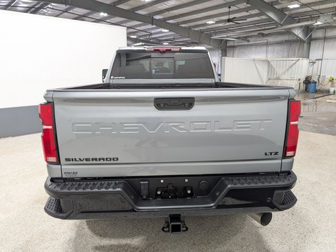 Used 2025 Chevrolet Silverado 2500 LTZ w/ Trail Boss Package AWD/4WD image 4