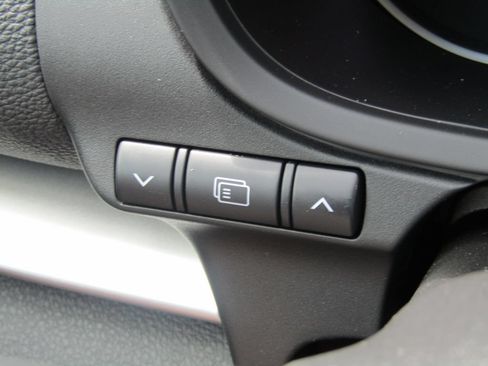 Used 2026 Mitsubishi Eclipse Cross AWD image 23