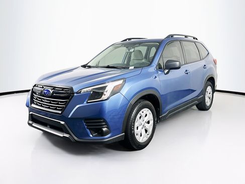 Used 2023 Subaru Forester AWD/4WD image 3