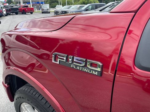 Used 2016 Ford F150 Platinum w/ Equipment Group 701A Luxury AWD/4WD image 17