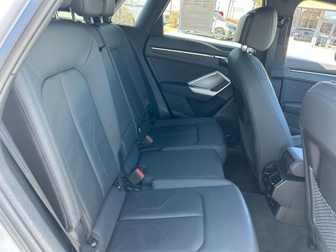 Used 2025 Audi Q3 2.0T Premium image 35