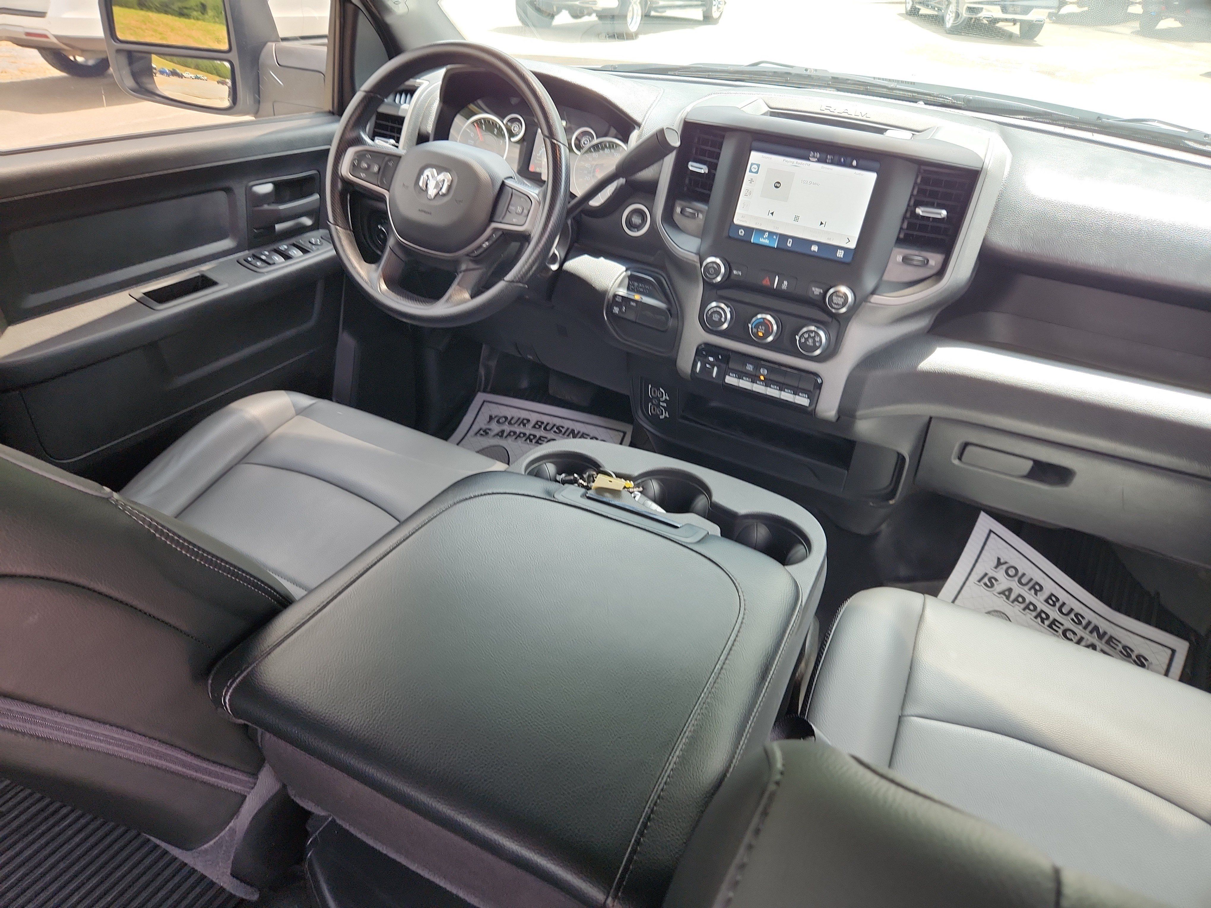 Used 2024 RAM 3500 Tradesman w/ Chrome Appearance Group AWD/4WD image 41