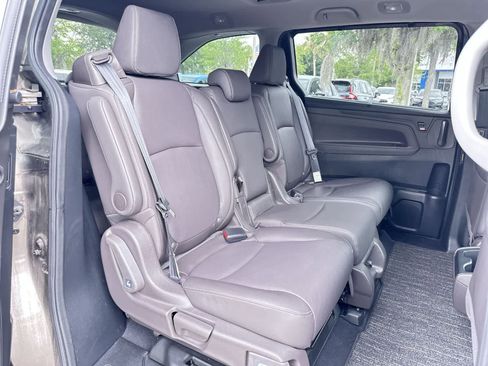 Used 2022 Honda Odyssey EX-L image 16