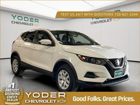 Used 2020 Nissan Rogue Sport S FWD image 1