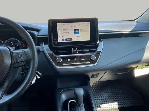 Used 2026 Toyota Corolla LE FWD image 7