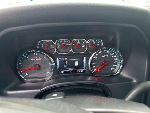 Used 2017 Chevrolet Silverado 1500 LT w/ Midnight Edition image 11